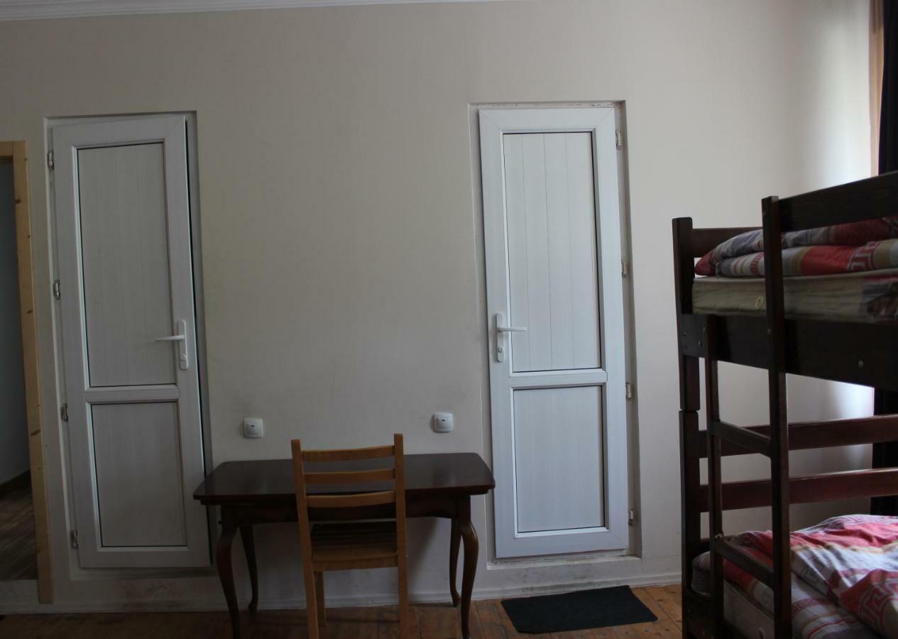 Hq Of Nove Sujashvili Kazbegi Kültér fotó